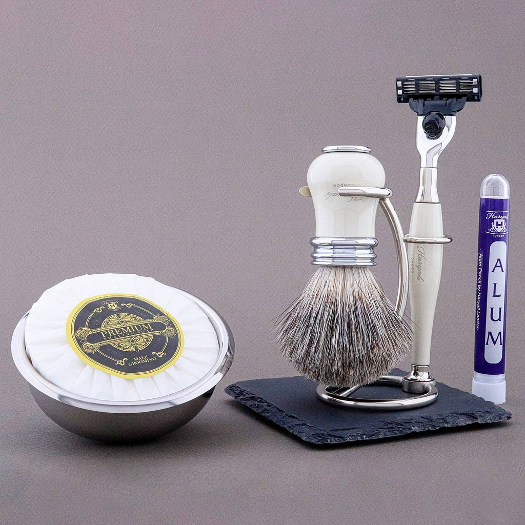 Haryali's Victoria Range Shaving Kit - HARYALI LONDON