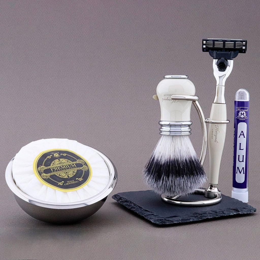 Haryali's Victoria Range Shaving Kit - HARYALI LONDON