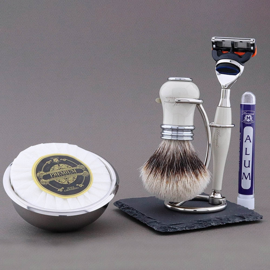 Haryali's Victoria Range Shaving Kit - HARYALI LONDON