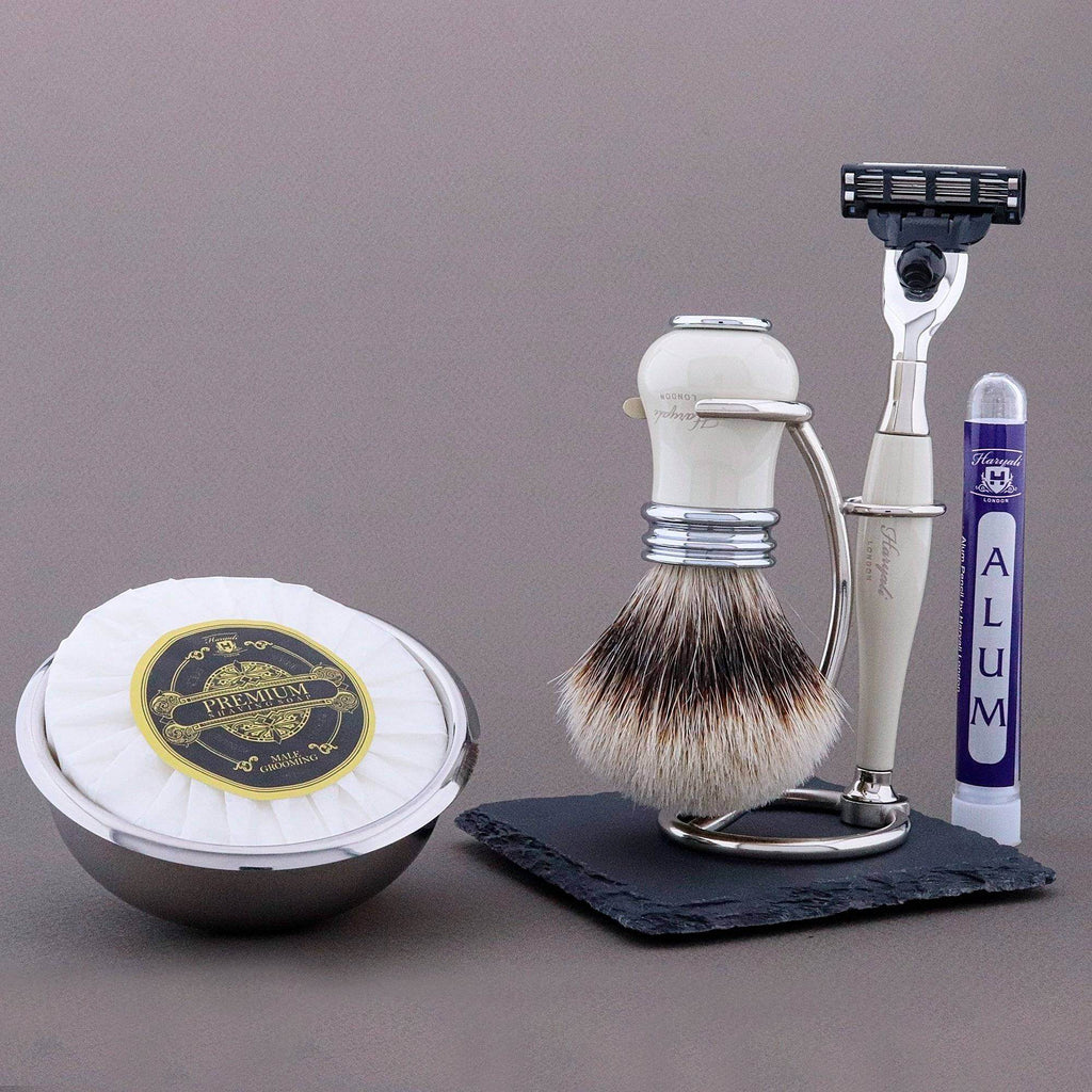 Haryali's Victoria Range Shaving Kit - HARYALI LONDON